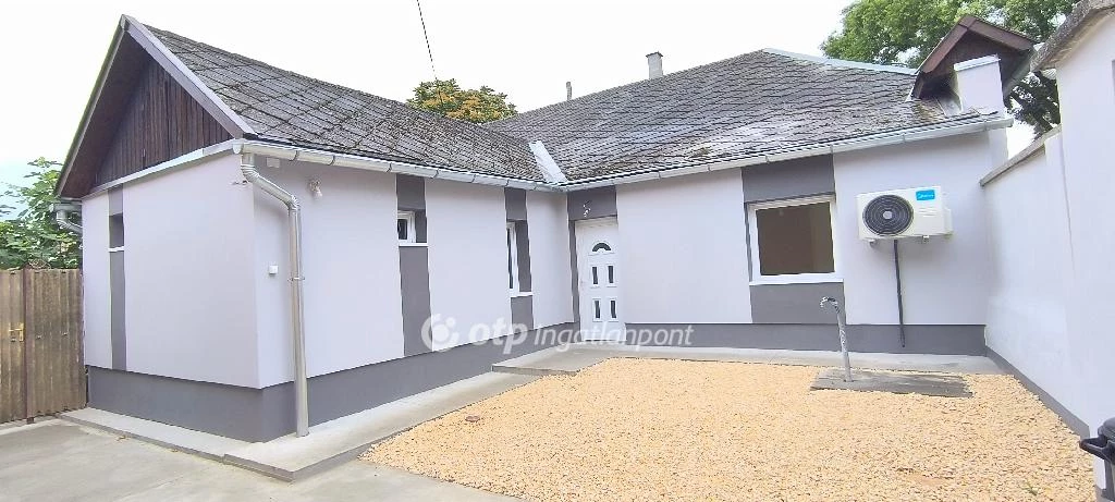 For sale house, Csongrád