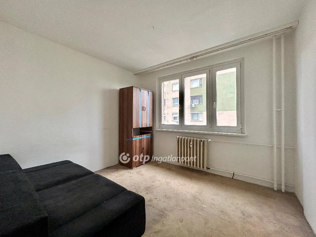 For sale panel flat, Szeged