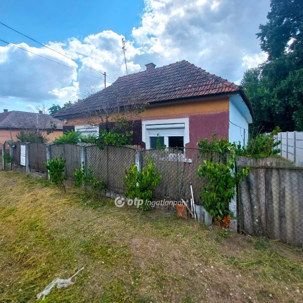 For sale house, Tápiószőlős