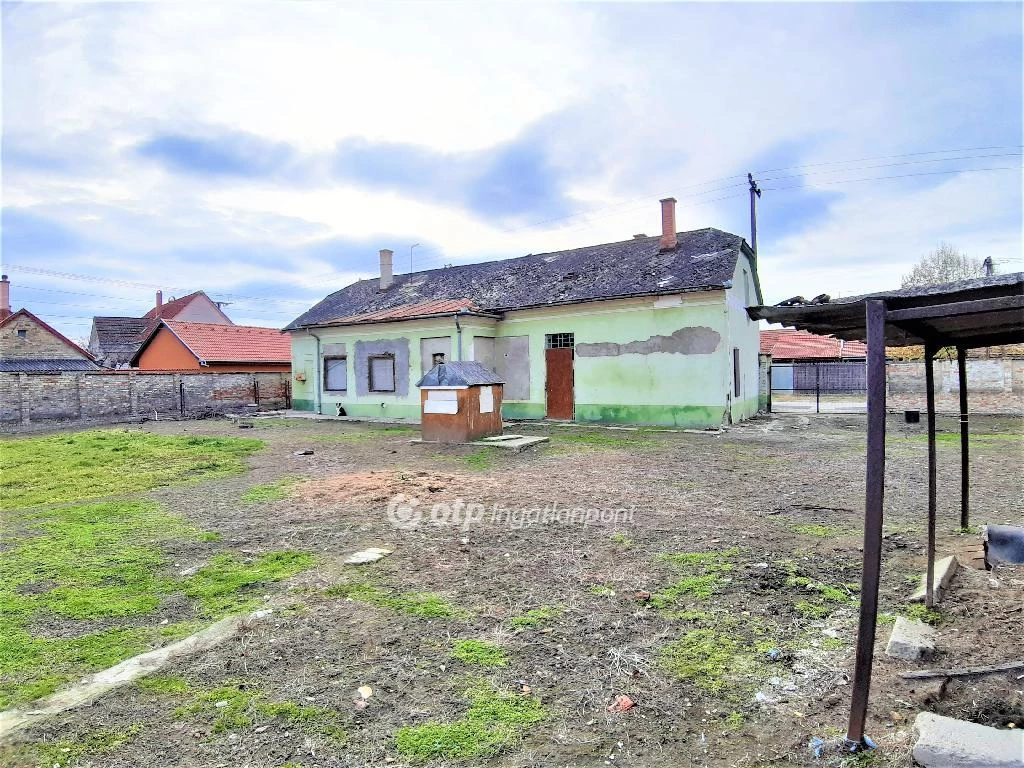 For sale house, Nagykőrös