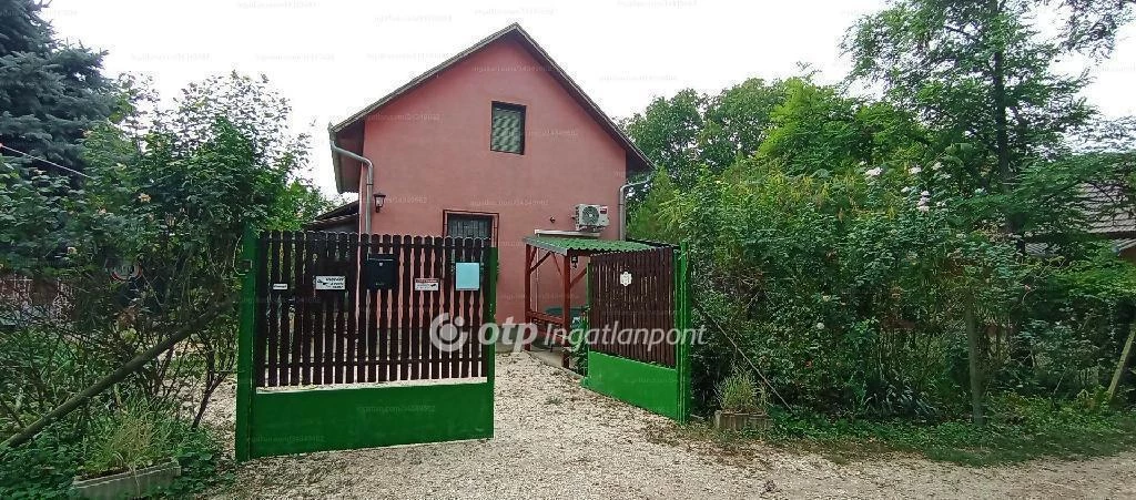 For sale house with a garden, Szentes