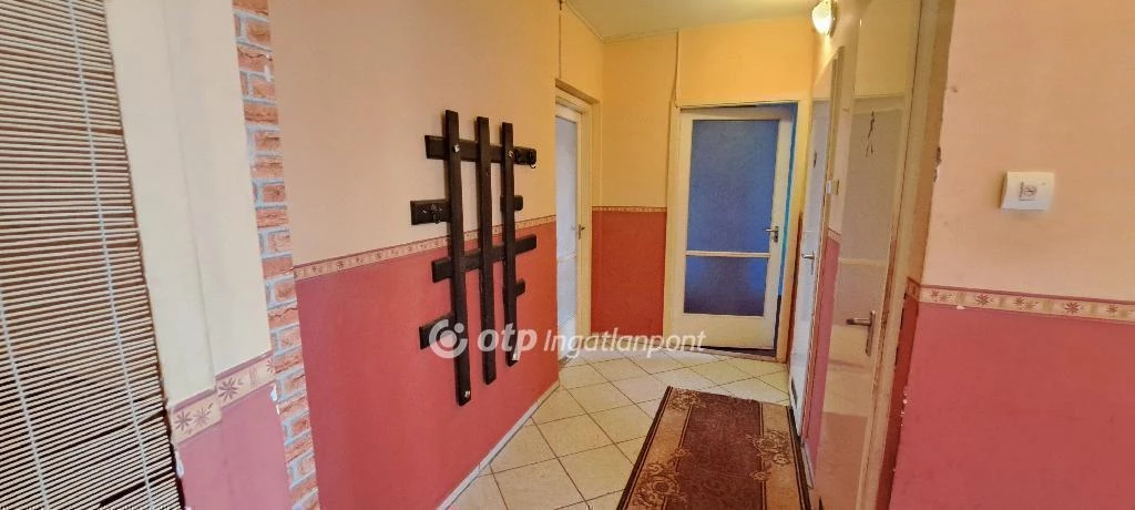 For sale panel flat, Mezőhegyes