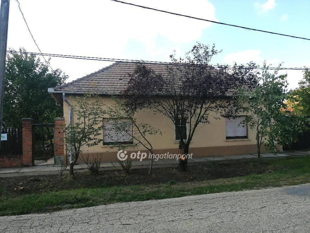 Eladó Ház, Mesterszállás