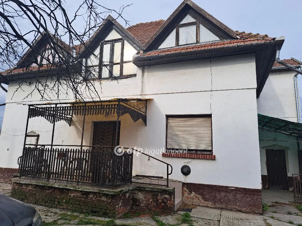 For sale house, Sarkad