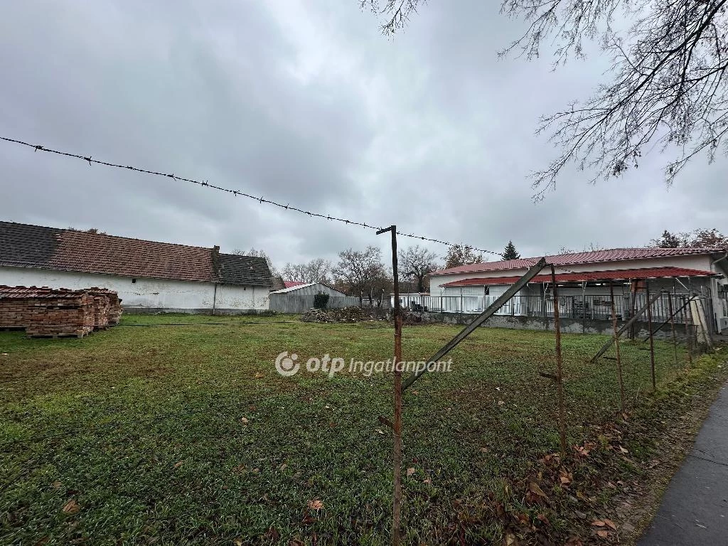 Eladó Telek, Orosháza