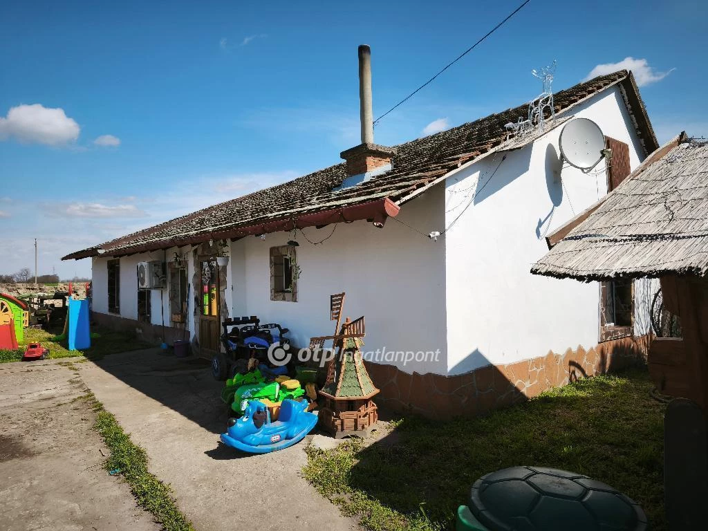 Eladó Ház, Szentes