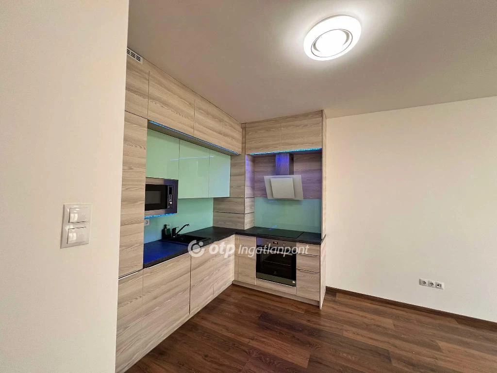 Kiadó Lakás, Budapest 8. ker.