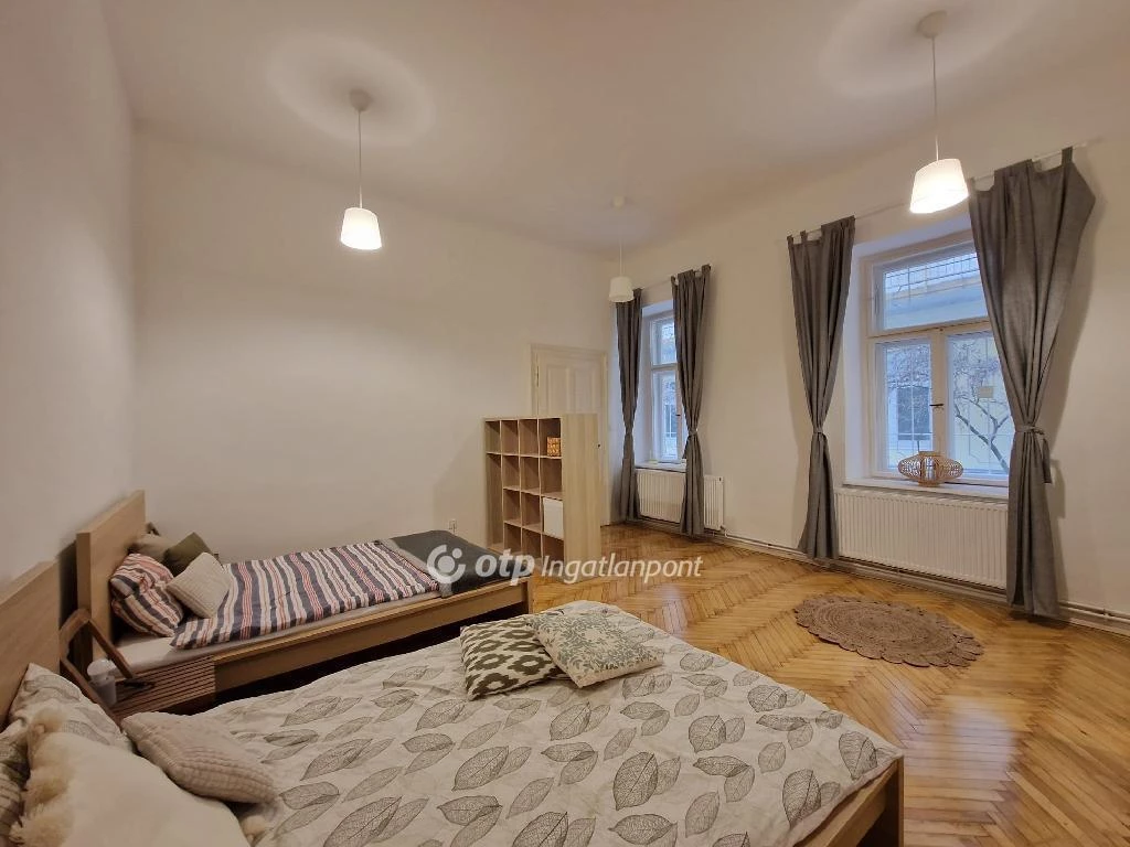 Eladó Lakás, Budapest 7. ker.