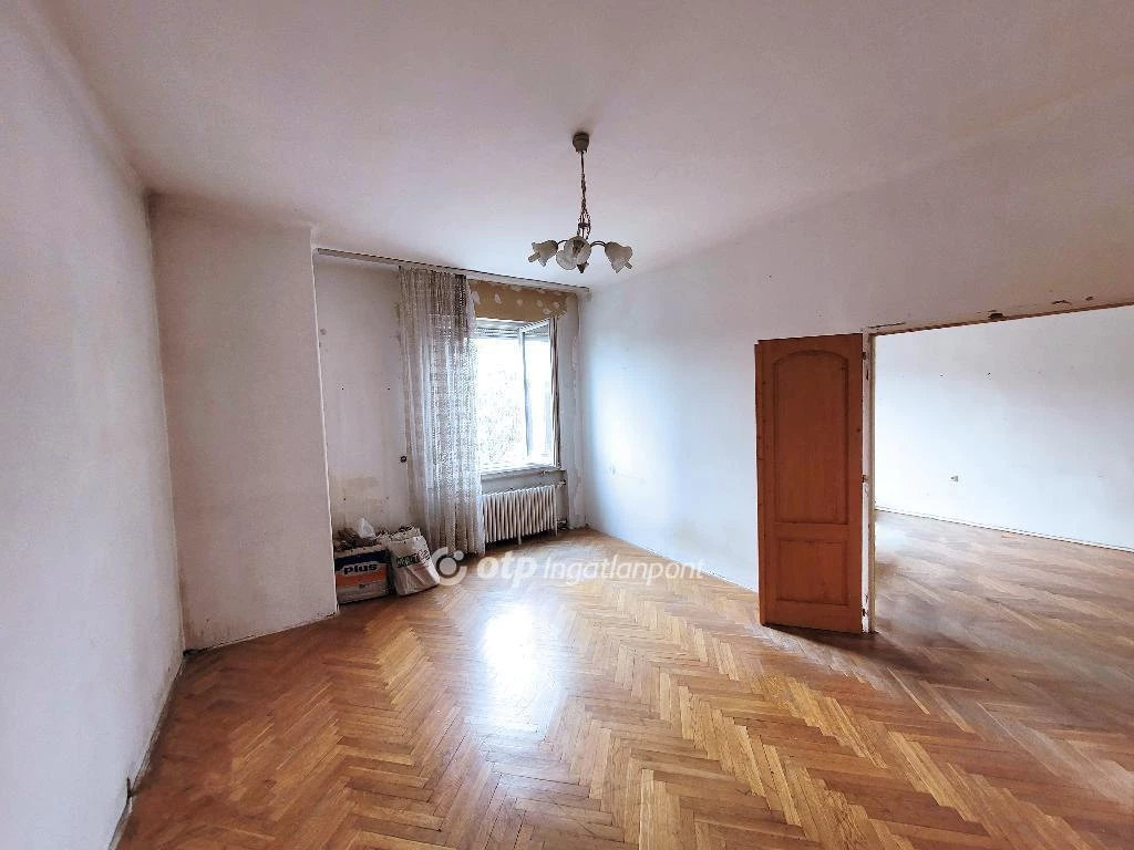 Eladó Lakás, Budapest 2. ker.