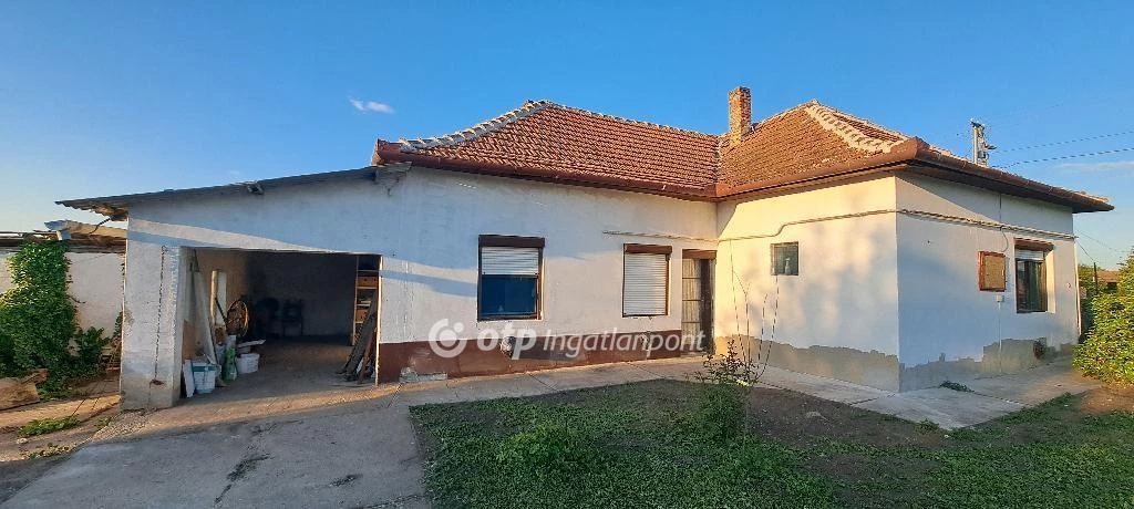 Eladó Ház, Mezőhegyes