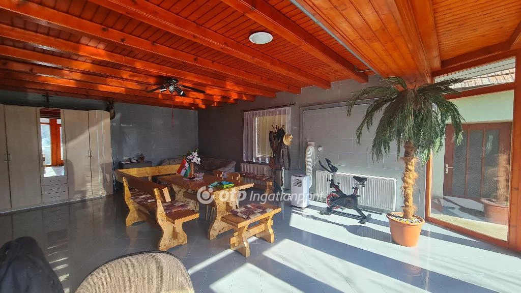 For sale house, Csengőd