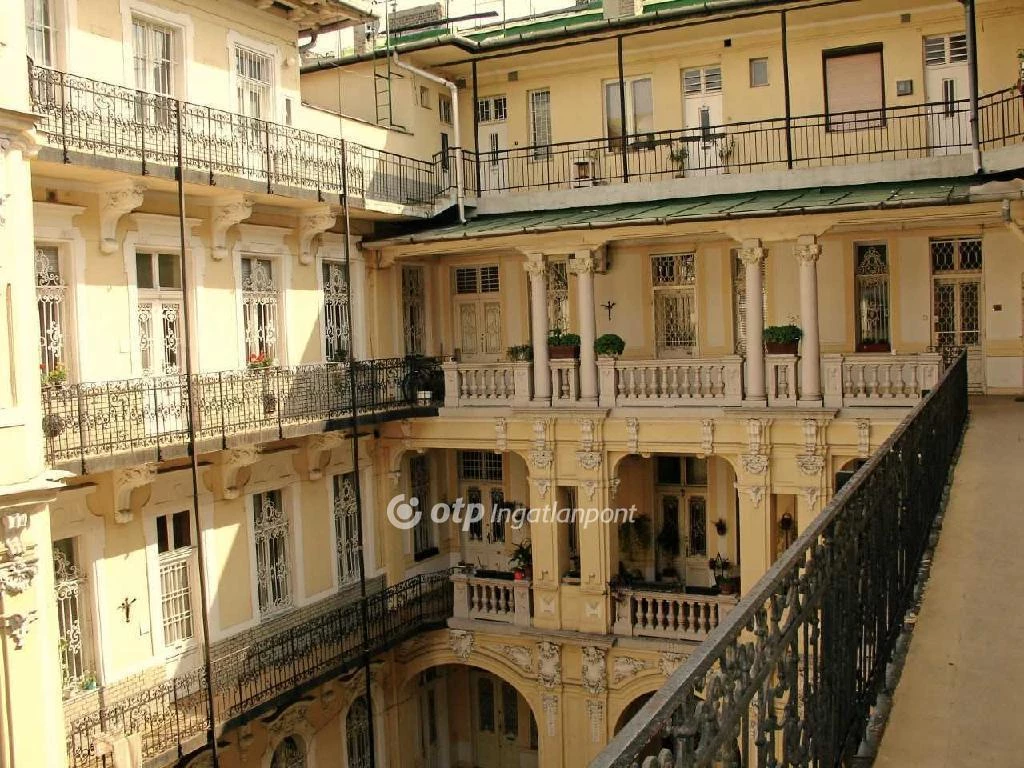Eladó Lakás, Budapest 5. ker.