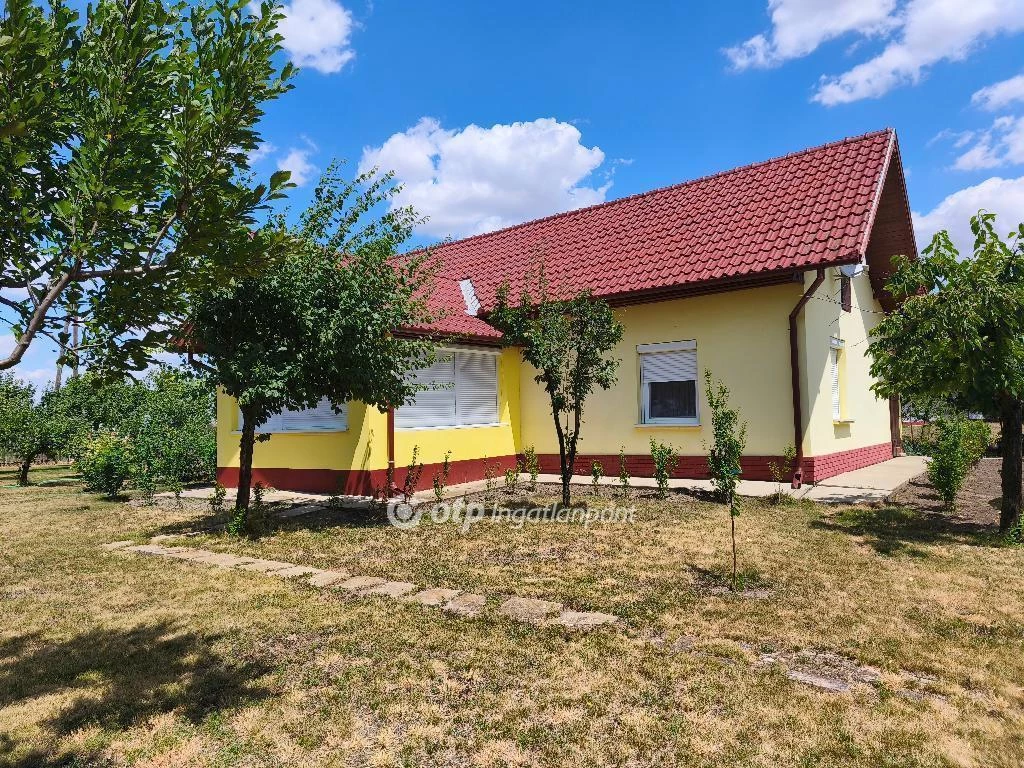 Eladó Ház, Székkutas