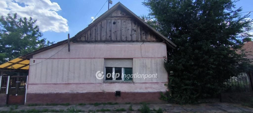 Eladó Ház, Dombegyház