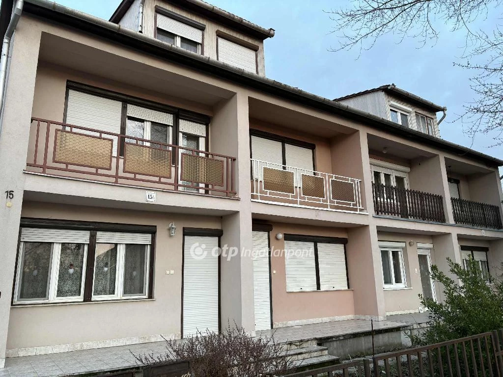 For sale terraced house, Gyula