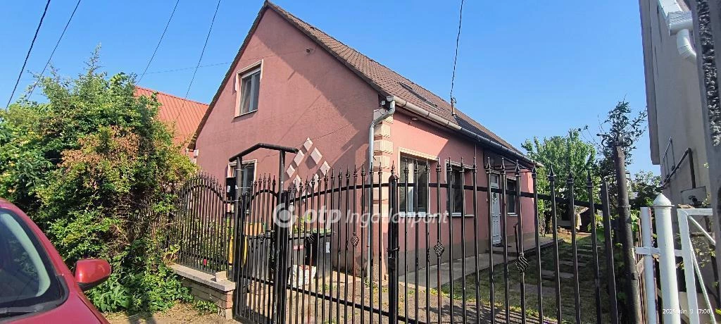 Eladó Ház, Szolnok