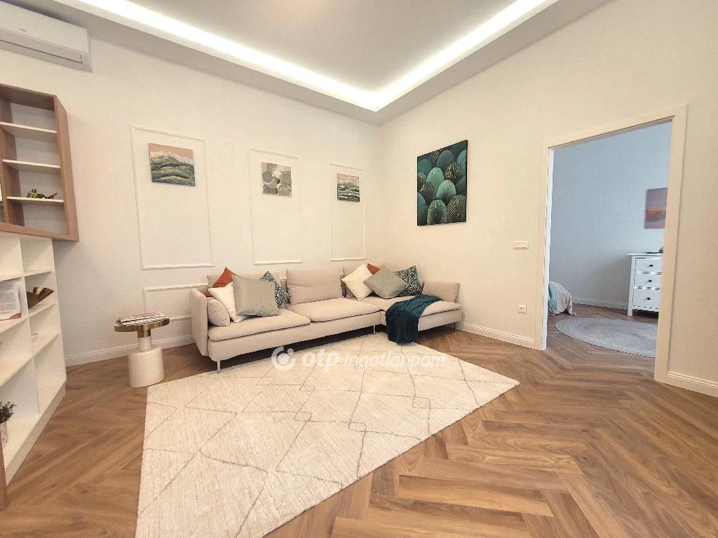 For sale brick flat, Budapest V. kerület