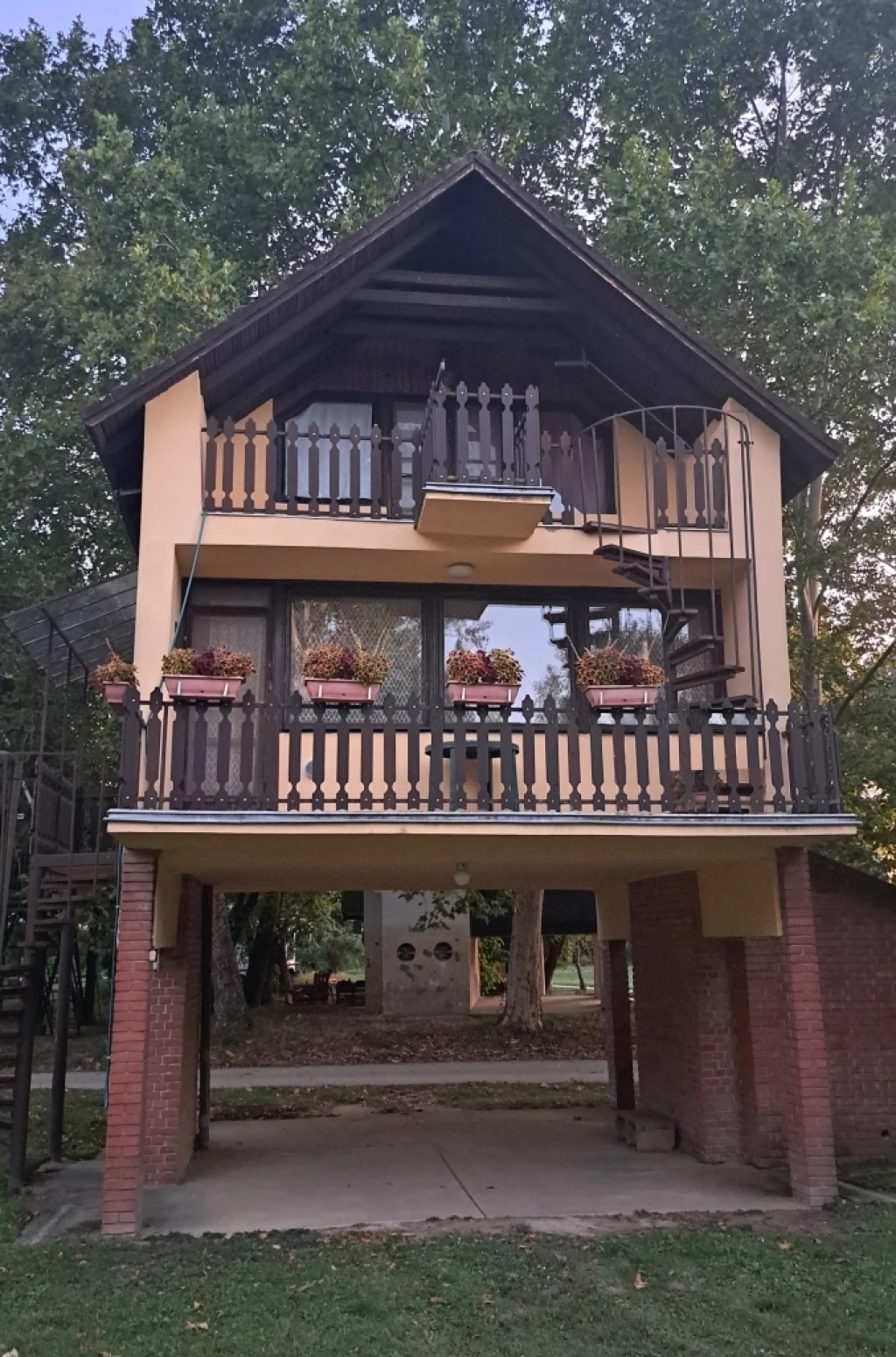 Eladó Ház, Csongrád