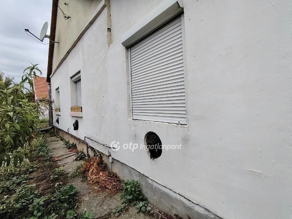 Eladó Ház, Derekegyház