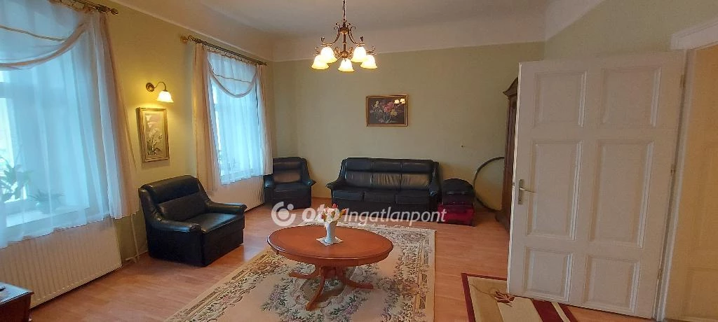 Eladó Ház, Kunszentmárton