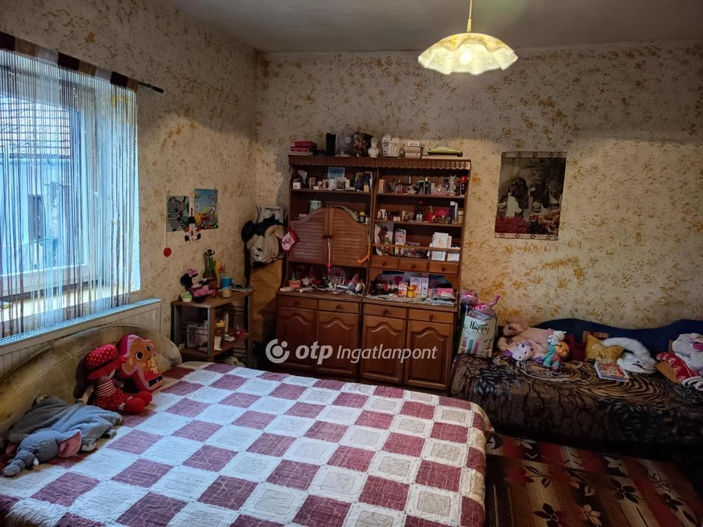 Eladó Ház, Tiszaföldvár