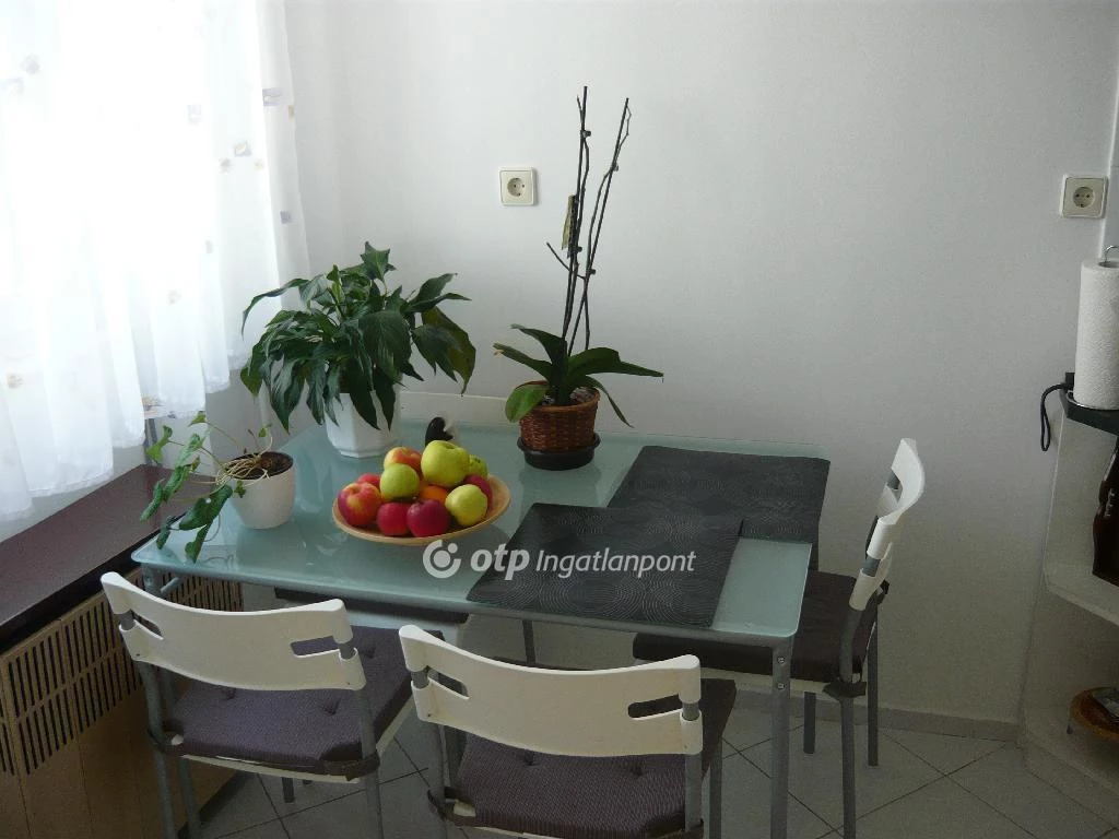 For sale brick flat, Budapest XIII. kerület