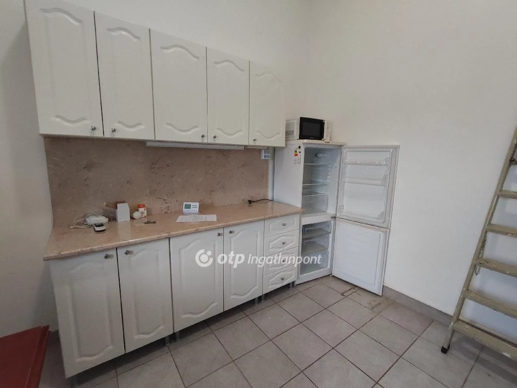 For sale brick flat, Szeged