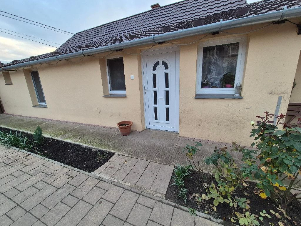 Eladó Ház, Szentes