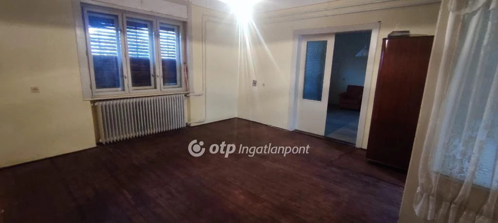 Eladó Ház, Tiszaföldvár