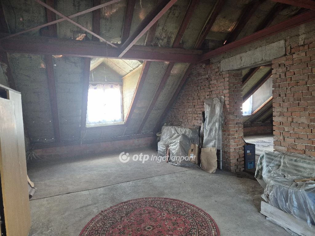 Eladó Lakás, Szeged