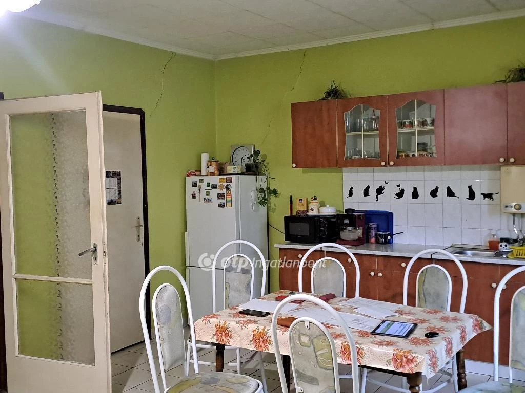 For sale house, Maroslele