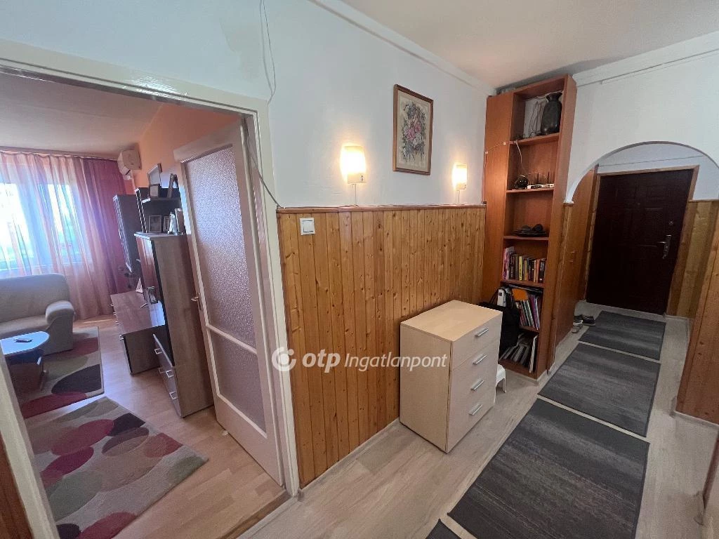 For sale panel flat, Szeged