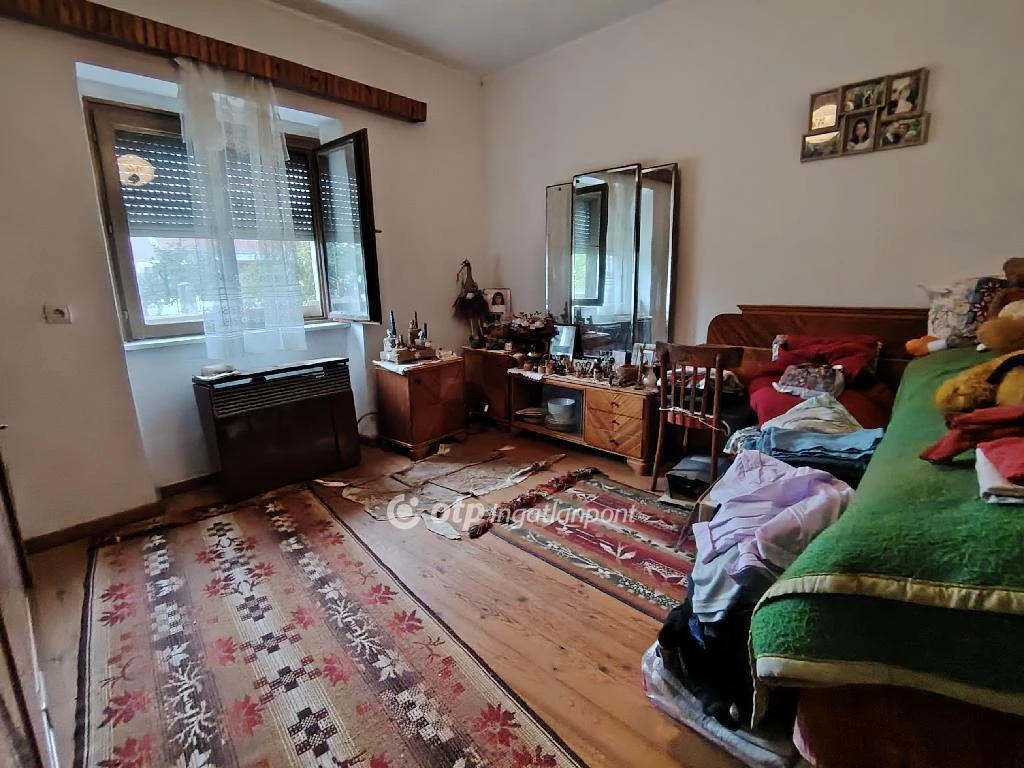 Eladó Ház, Derekegyház