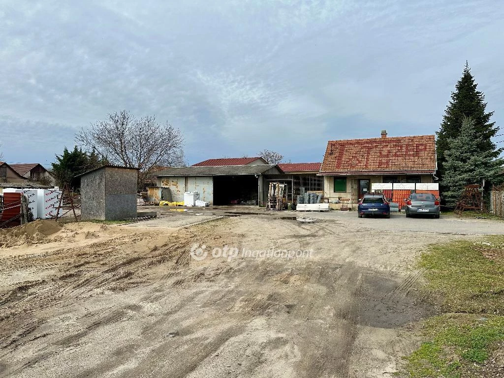 Eladó Ipari terület, Albertirsa