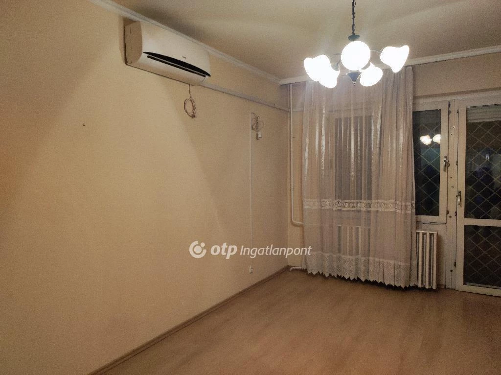 For sale panel flat, Szeged
