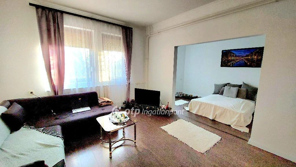 Eladó Ház, Csongrád