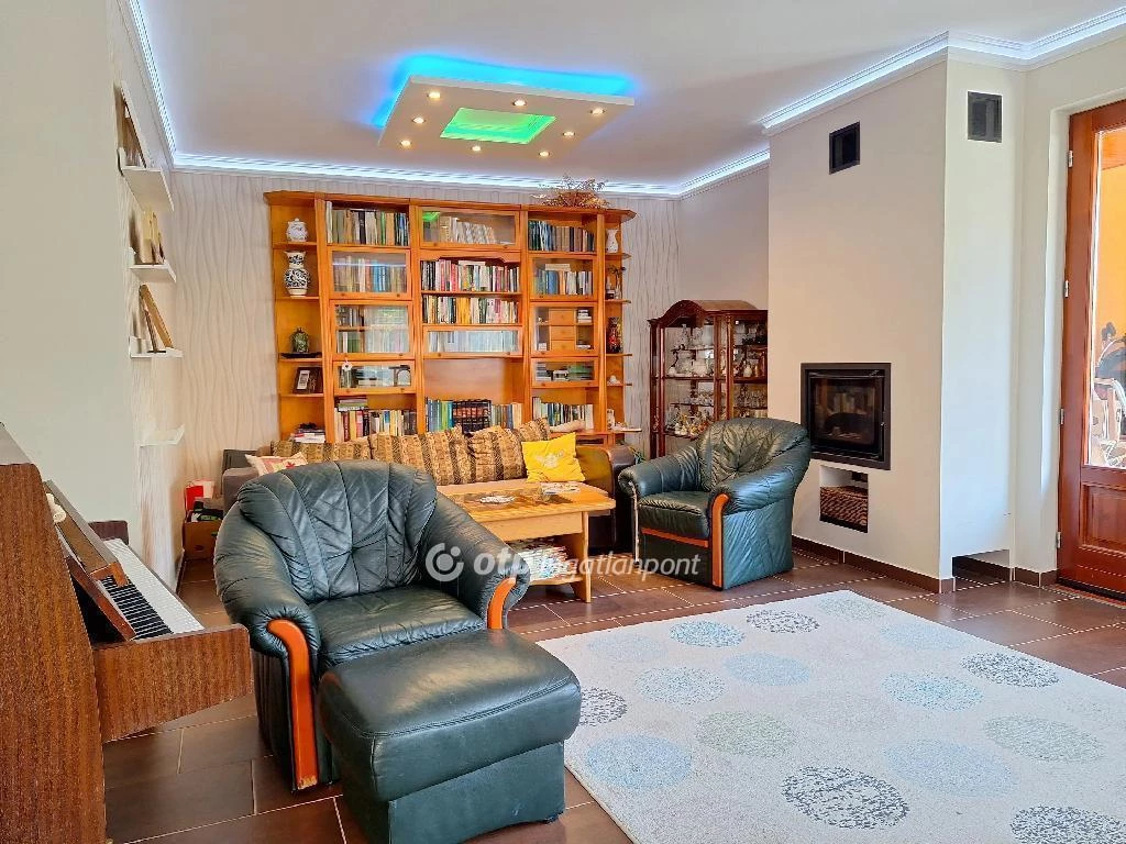 For sale house, Makó