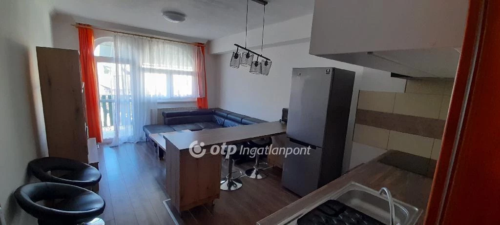 For sale brick flat, Szeged