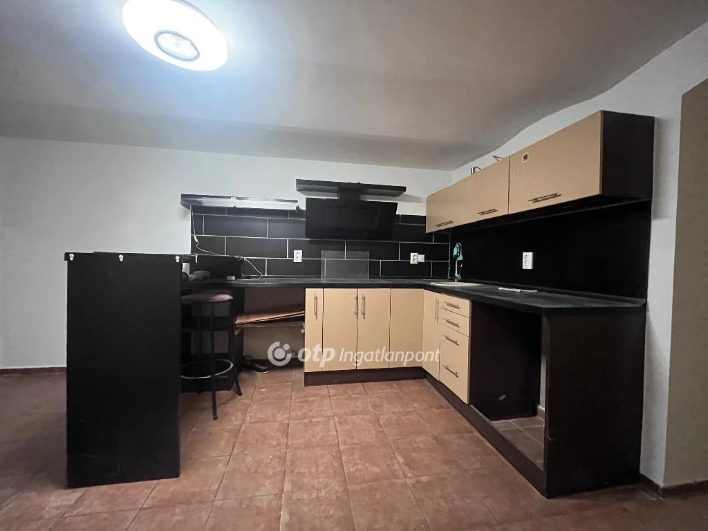 For sale brick flat, Szeged