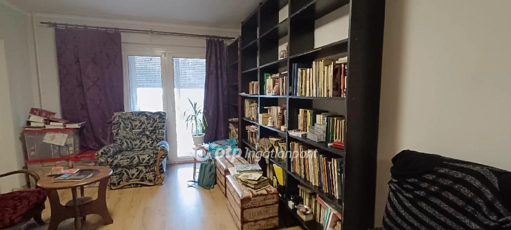 For sale panel flat, Szeged