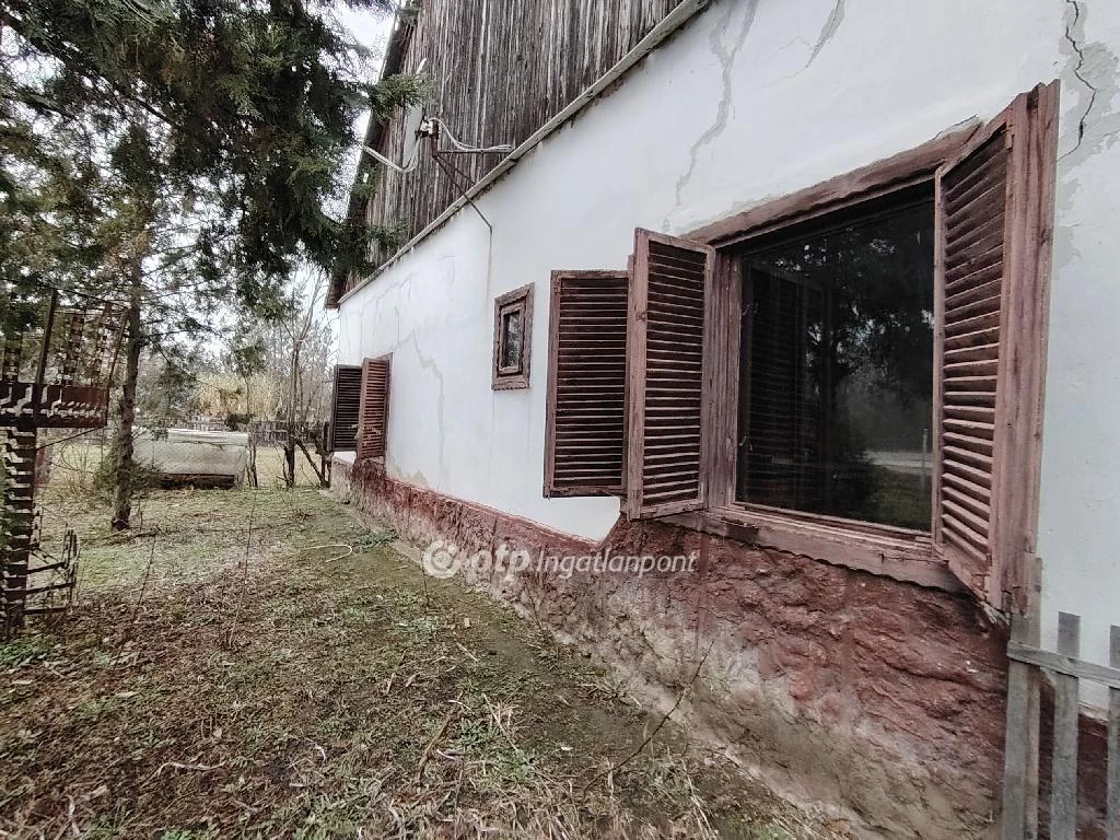 For sale grange, Derekegyház