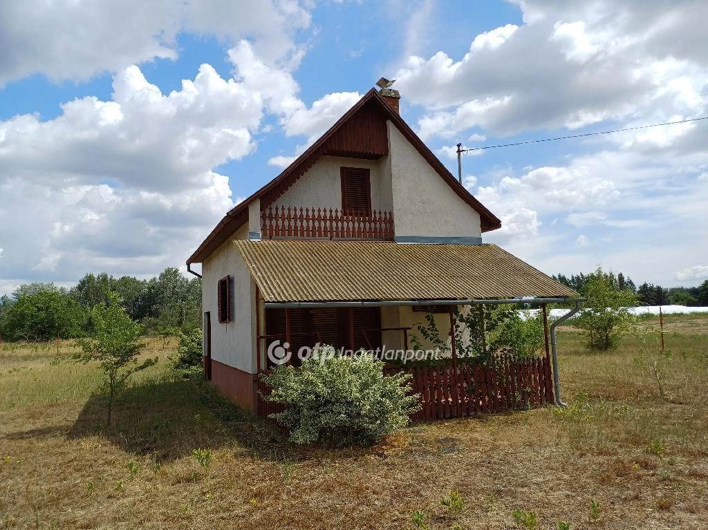Eladó Ház, Csongrád