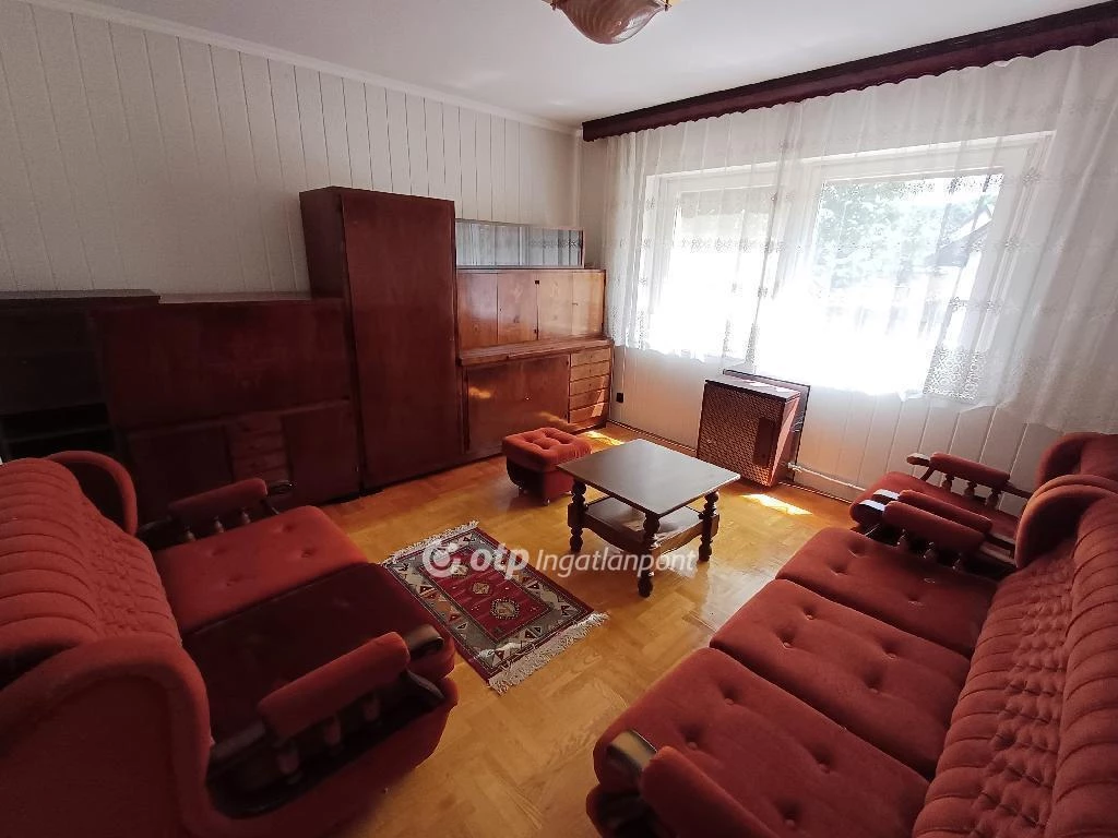 Eladó Ház, Csongrád