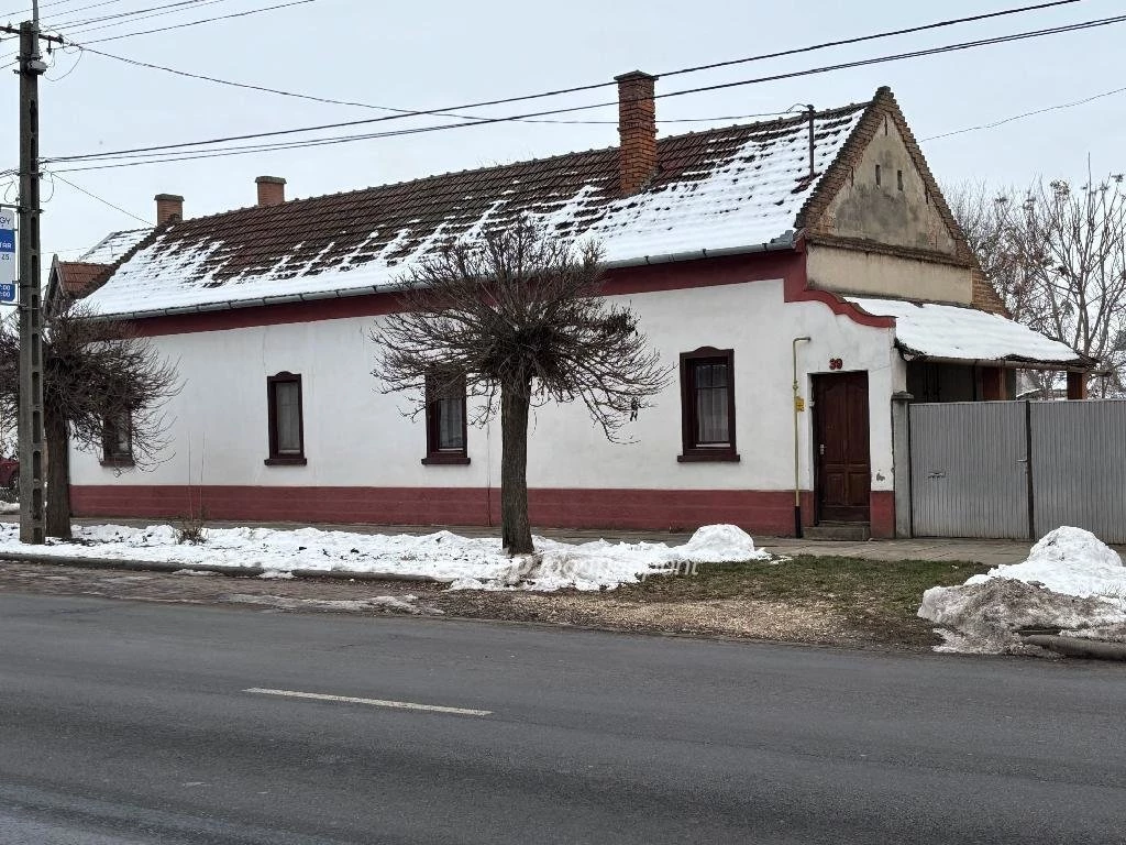 Eladó Ház, Csorvás