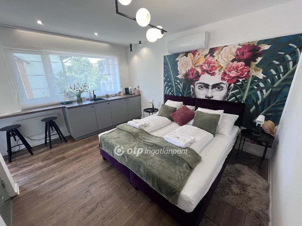 c3-1-name c2-19-name, Szeged