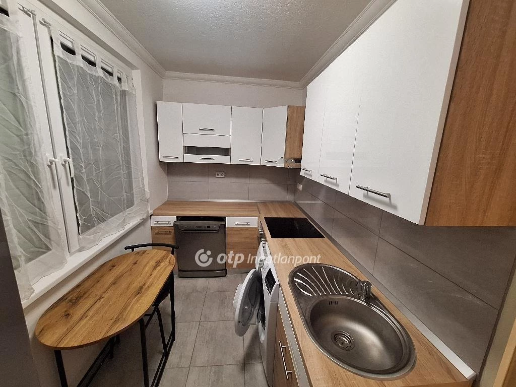 For sale panel flat, Mezőhegyes