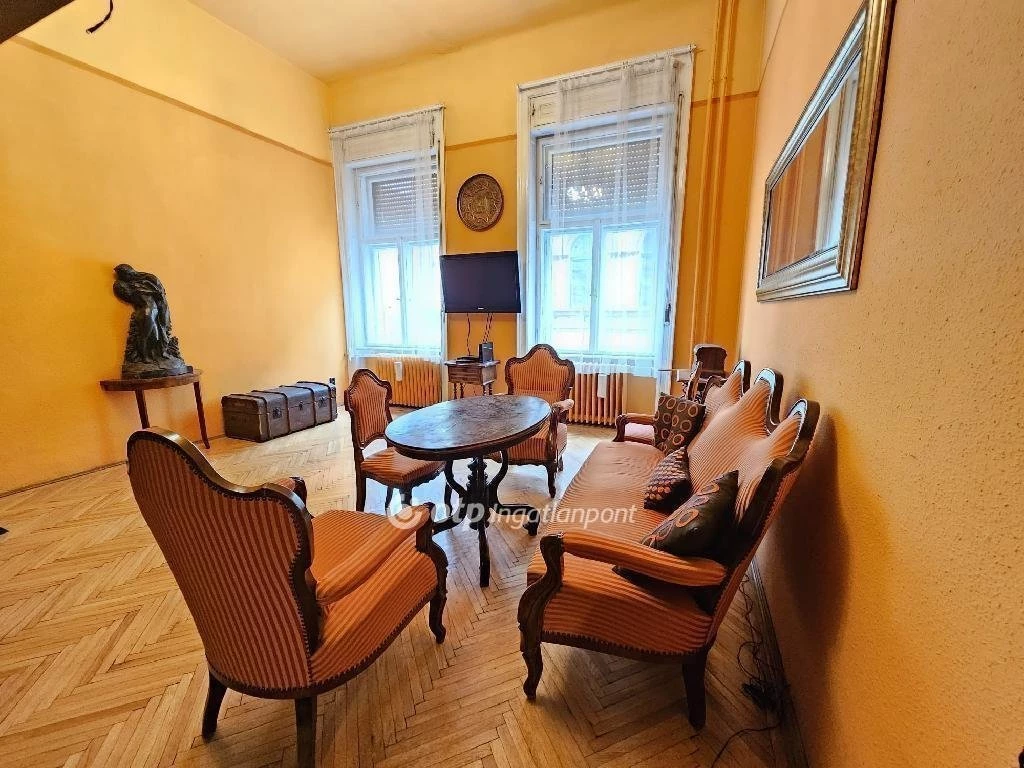 Eladó Lakás, Budapest 8. ker.