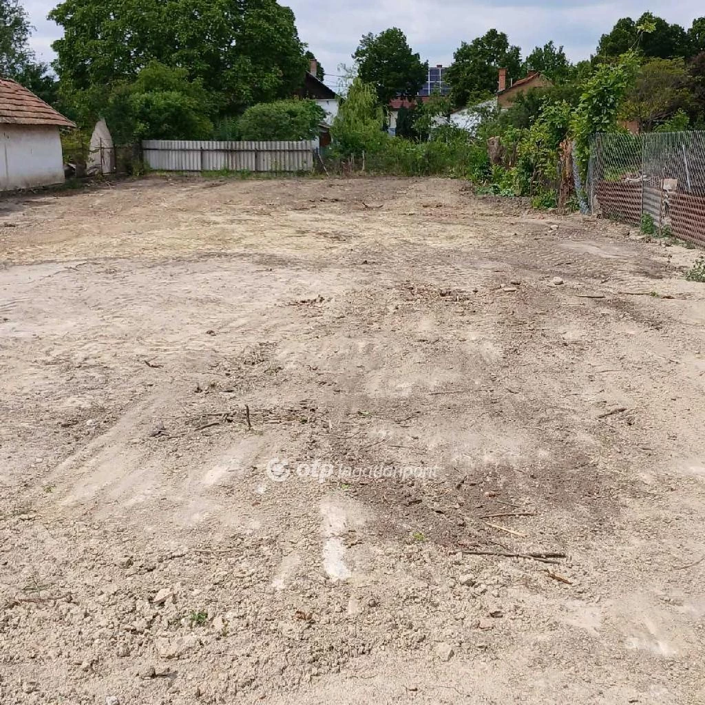 For sale building plot, Csongrád
