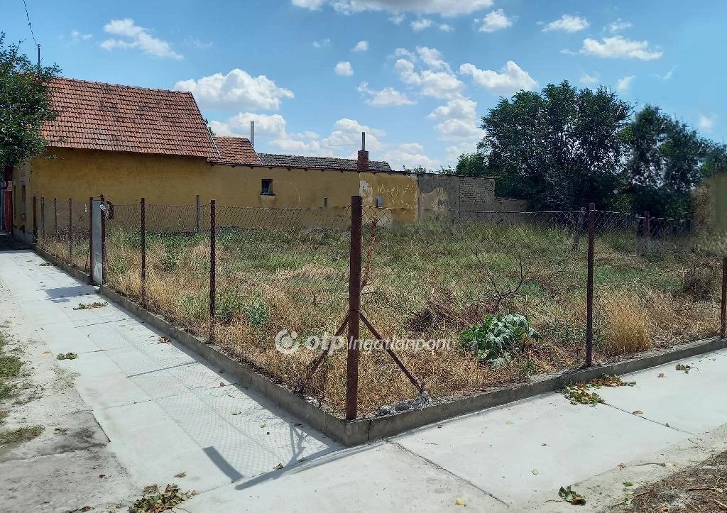 For sale other plot, Csongrád