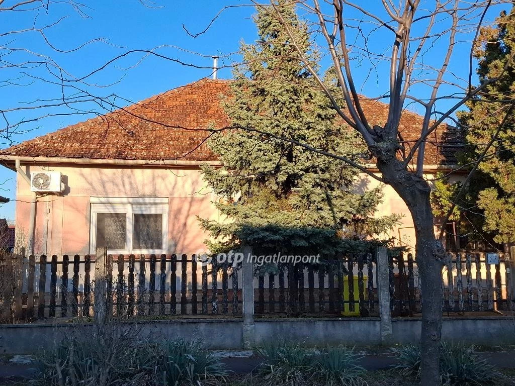 Eladó Ház, Békéscsaba